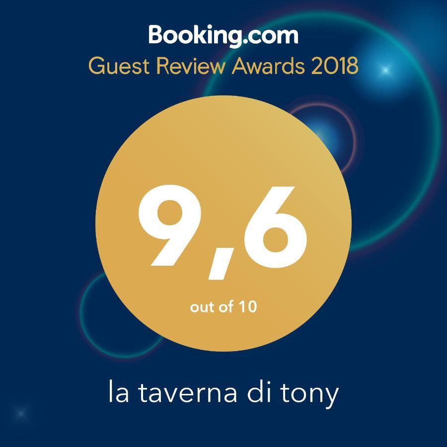 La Taverna Di Tony Bed & Breakfast Montalto Dora Bagian luar foto